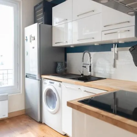 Nice 32m Quick Access To Paris And La Defense Апартаменты
