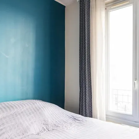 Nice 32m Quick Access To Paris And La Defense Апартаменты